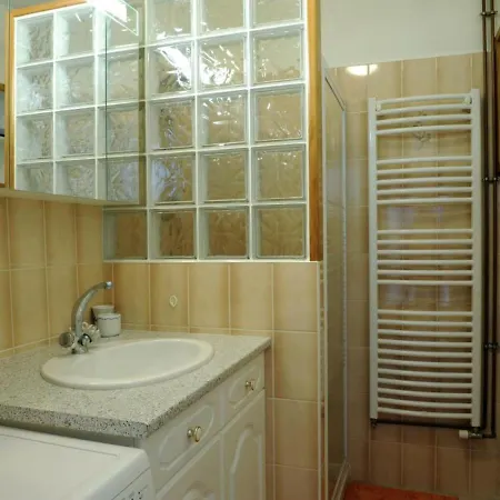 Méry-sur-seine, 4 Pièces, 6 Personnes - Fr-1-543-19 Casa vacanze Mery-sur-Seine