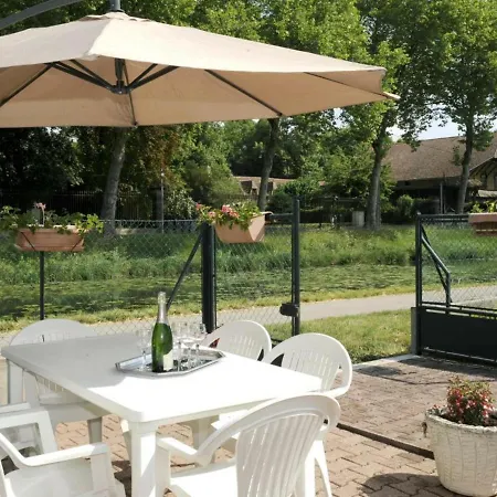 Casa vacanze Méry-sur-seine, 4 Pièces, 6 Personnes - Fr-1-543-19