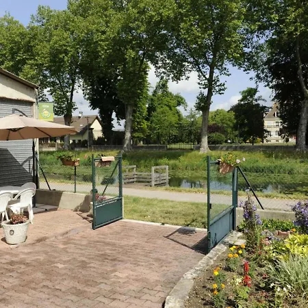 Méry-sur-seine, 4 Pièces, 6 Personnes - Fr-1-543-19 Casa vacanze